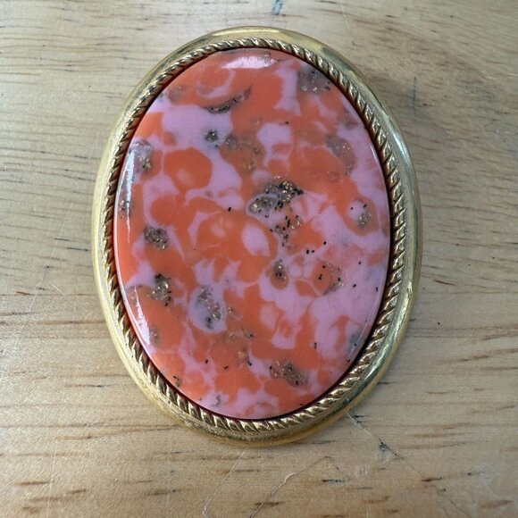 Vintage Sarah Coventry Oval Gold-Tone Brooch & Pendant With Coral Pink Marbled - Picture 5 of 10